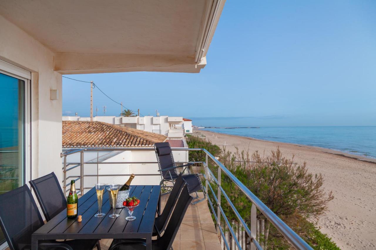 Ap-3 Ximoapartments A Primera Linea Playa & Chimenea Олива Екстериор снимка